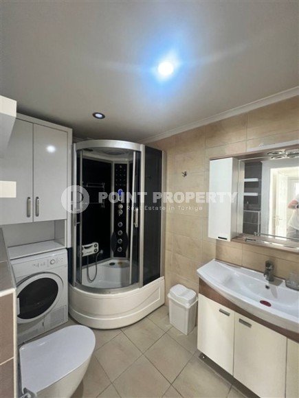 Spacious, bright apartment with furniture and household appliances, 1200 meters from the sea, in the center of Alanya-id-7059-photo-9