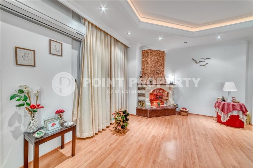 Светлая, уютная квартира с роскошной локацией на первой линии от моря, в центре современного района Аланьи - Нижняя Оба-id-7063-фото-4