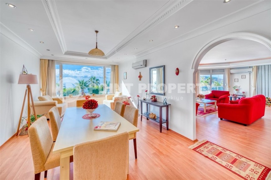 Светлая, уютная квартира с роскошной локацией на первой линии от моря, в центре современного района Аланьи - Нижняя Оба-id-7063-фото-5