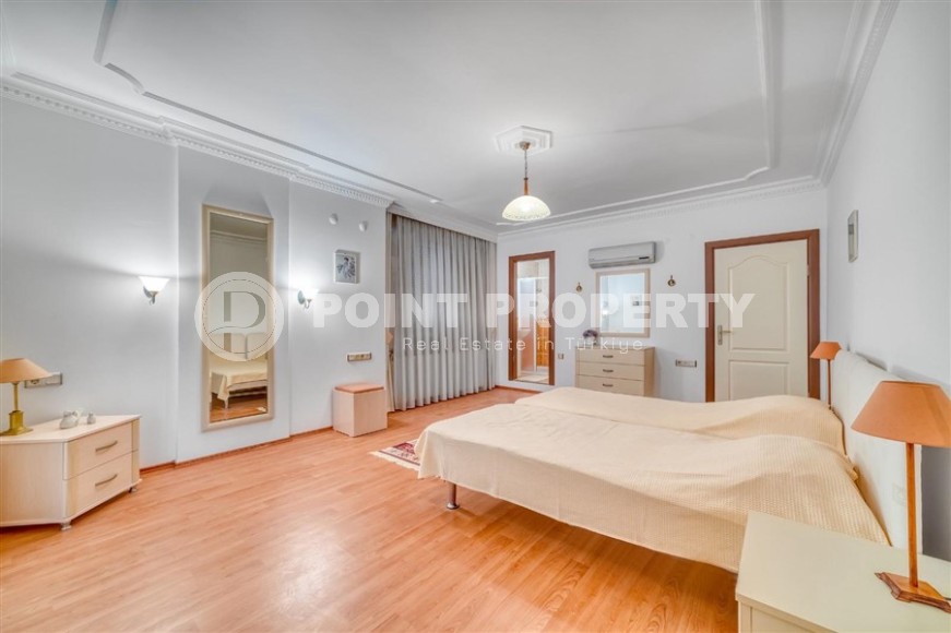 Светлая, уютная квартира с роскошной локацией на первой линии от моря, в центре современного района Аланьи - Нижняя Оба-id-7063-фото-13