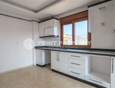 Six-room penthouse, 240m² with mountain views in a complex with swimming pool in Cikcilli, Alanya-id-1552-photo-3