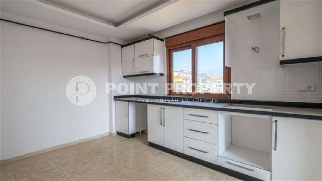 Six-room penthouse, 240m² with mountain views in a complex with swimming pool in Cikcilli, Alanya-id-1552-photo-3