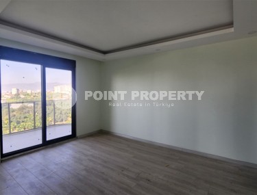 Spacious 2+1 apartment, on an area of 120 m2, in a new residential complex in the modern area of Alanya - Mahmutlar-id-7065-photo-5