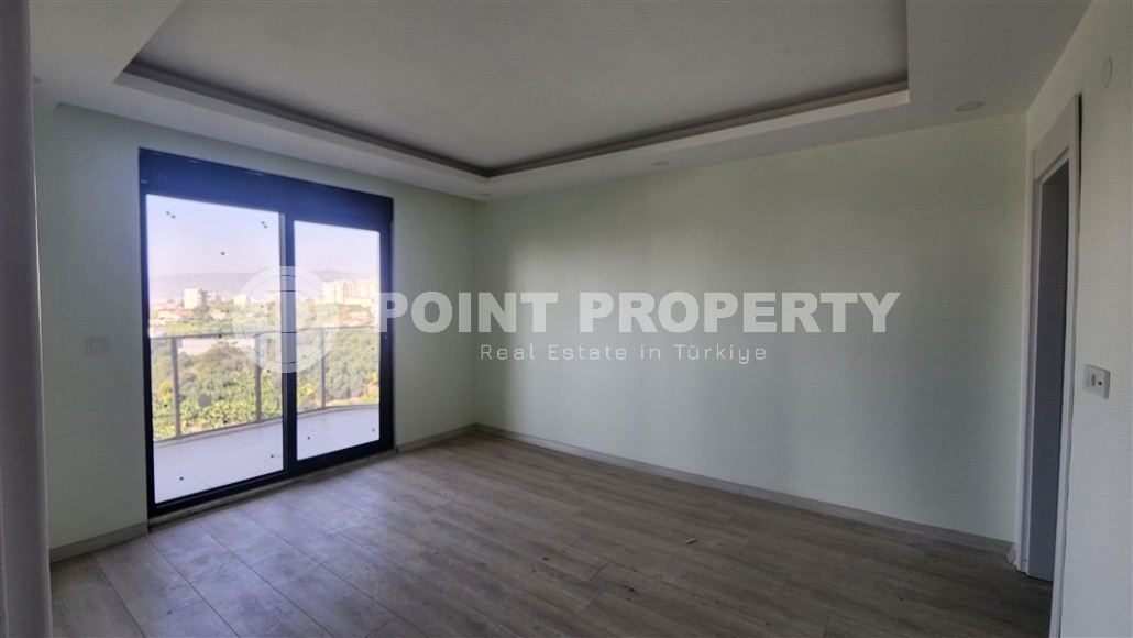 Spacious 2+1 apartment, on an area of 120 m2, in a new residential complex in the modern area of Alanya - Mahmutlar-id-7065-photo-5