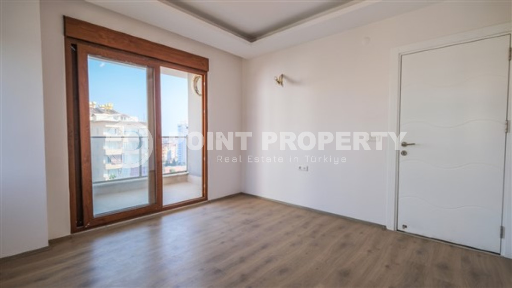 Six-room penthouse, 240m² with mountain views in a complex with swimming pool in Cikcilli, Alanya-id-1552-photo-5