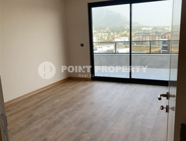 Modern apartment with high-quality renovation two kilometers from the sea, in a prestigious area of Alanya - Upper Oba-id-7069-photo-5