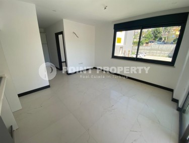 Новая квартира с качественной чистовой отделкой в 500 метрах от моря, в центре престижного района Аланьи - Кестель-id-7076-фото-3