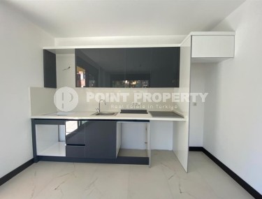 Новая квартира с качественной чистовой отделкой в 500 метрах от моря, в центре престижного района Аланьи - Кестель-id-7076-фото-4