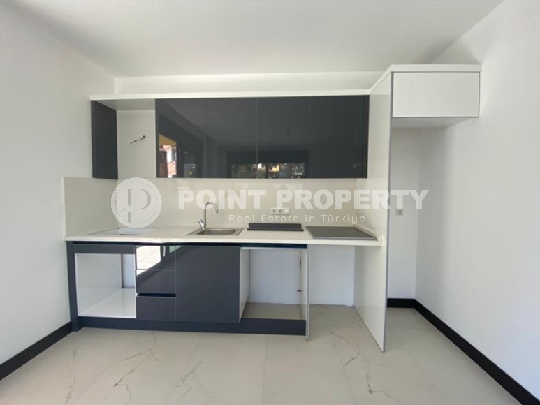 Новая квартира с качественной чистовой отделкой в 500 метрах от моря, в центре престижного района Аланьи - Кестель-id-7076-фото-4