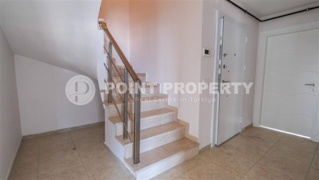 Six-room penthouse, 240m² with mountain views in a complex with swimming pool in Cikcilli, Alanya-id-1552-photo-25