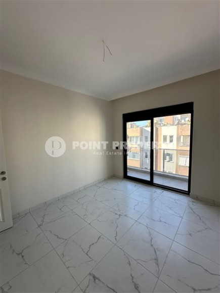 Bright new apartment with fine finishing, on the 4th floor in a residential complex built in 2023-id-7081-photo-3