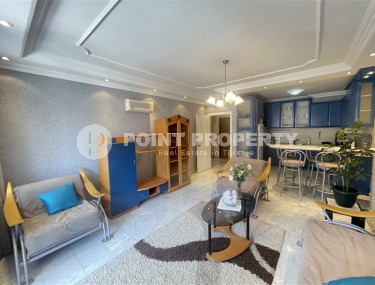 Благоустроенная квартира с мебелью и бытовой техникой в 850 метрах от моря, в центре Аланьи-id-7082-фото-3