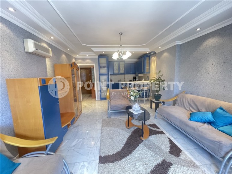 Благоустроенная квартира с мебелью и бытовой техникой в 850 метрах от моря, в центре Аланьи-id-7082-фото-4