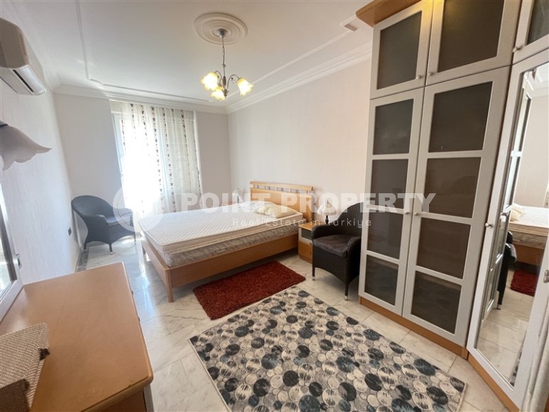 Благоустроенная квартира с мебелью и бытовой техникой в 850 метрах от моря, в центре Аланьи-id-7082-фото-6