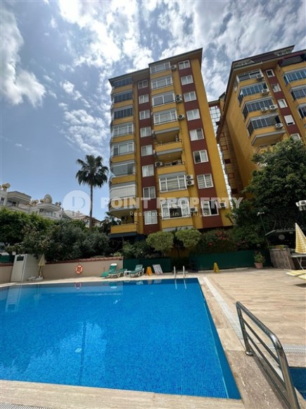 Благоустроенная квартира с мебелью и бытовой техникой в 850 метрах от моря, в центре Аланьи-id-7082-фото-11