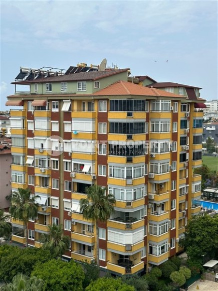 Благоустроенная квартира с мебелью и бытовой техникой в 850 метрах от моря, в центре Аланьи-id-7082-фото-15