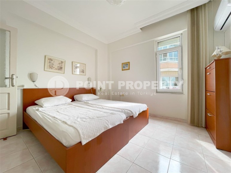 Bright, cozy apartment with a spacious glazed balcony, 30 meters from the beach, in the center of Mahmutlar-id-7083-photo-9