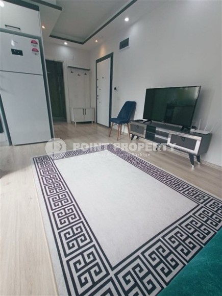 Готовая к проживанию квартира 1+1 в 50 метрах от пляжа, в центре туристического района Мерсина - Тедже-id-7089-фото-2