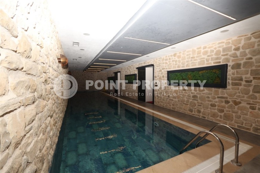 Просторная двухуровневая квартира с собственным садом в элитном районе Аланьи - Тепе-id-7090-фото-22