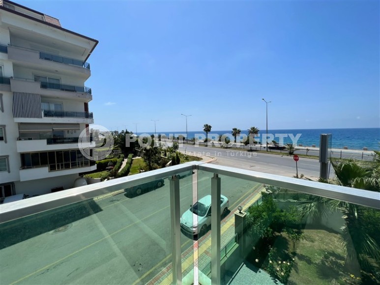 Линейная квартира 3+1 с роскошным панорамным видом на море, в центре престижного района Аланьи - Кестель-id-7091-фото-12