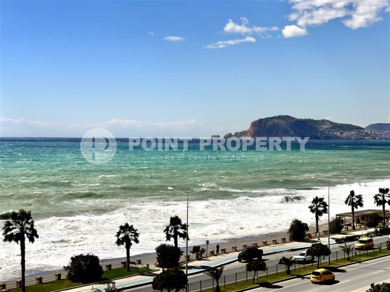 Панорамная двухуровневая квартира на первой линии от моря, в центре престижного района Аланьи - Кестель-id-7093-фото-16