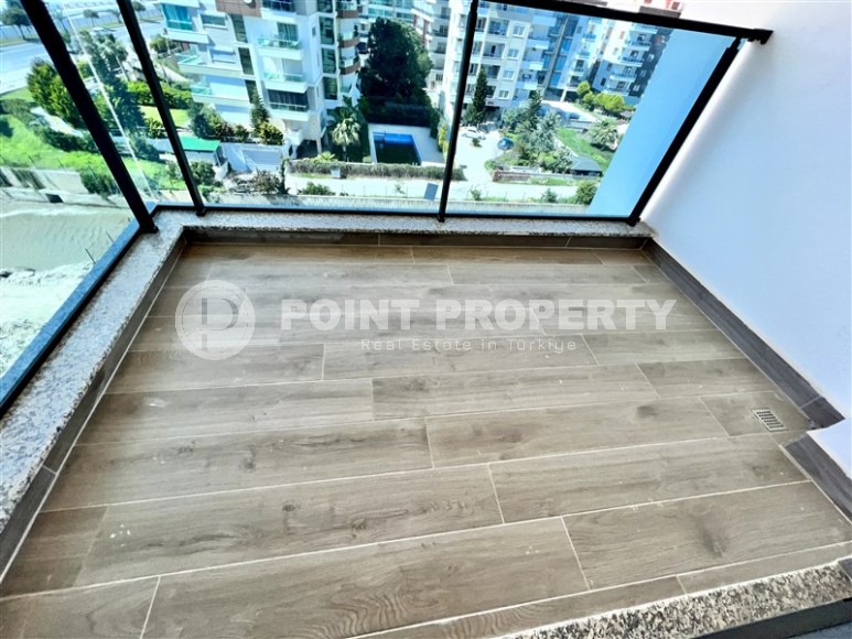 Панорамная двухуровневая квартира на первой линии от моря, в центре престижного района Аланьи - Кестель-id-7093-фото-17