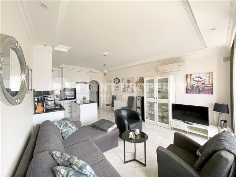 Панорамная квартира 2+1 с двумя большими застекленными балконами, в 650 метрах от моря-id-7097-фото-2