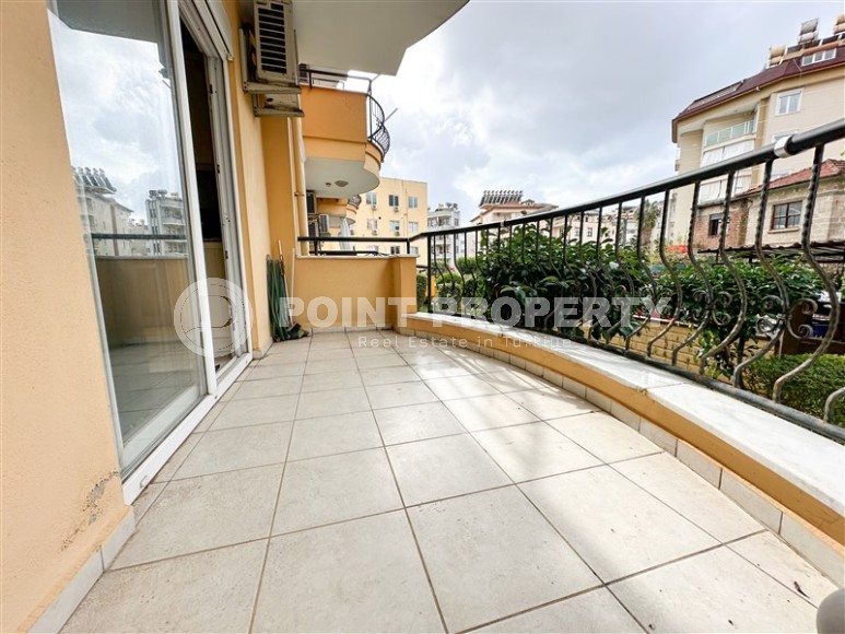 Благоустроенная квартира с мебелью и бытовой техникой, на 1-м этаже в резиденции 2008 года постройки-id-7100-фото-12