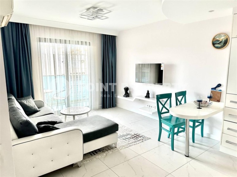 Компактная квартира с мебелью и бытовой техникой, в 700 метрах от моря, в центре Аланьи-id-7105-фото-2