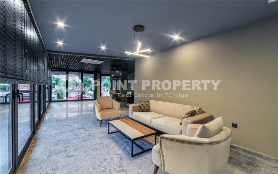 Светлая квартира с качественной чистовой отделкой, в 450 метрах от пляжа Клеопатры, в центре Аланьи-id-7106-фото-16