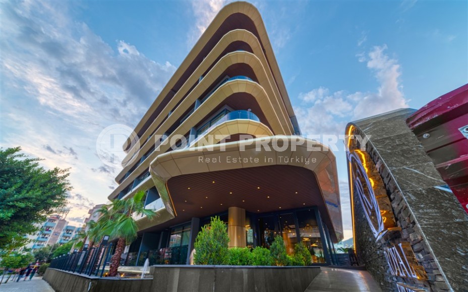 Светлая квартира с качественной чистовой отделкой, в 450 метрах от пляжа Клеопатры, в центре Аланьи-id-7106-фото-19