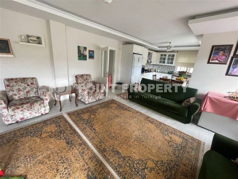 Недорогая квартира 1+1 в двух с половиной километрах от моря, в спокойном районе Аланьи - Чиплаклы-id-7107-фото-2