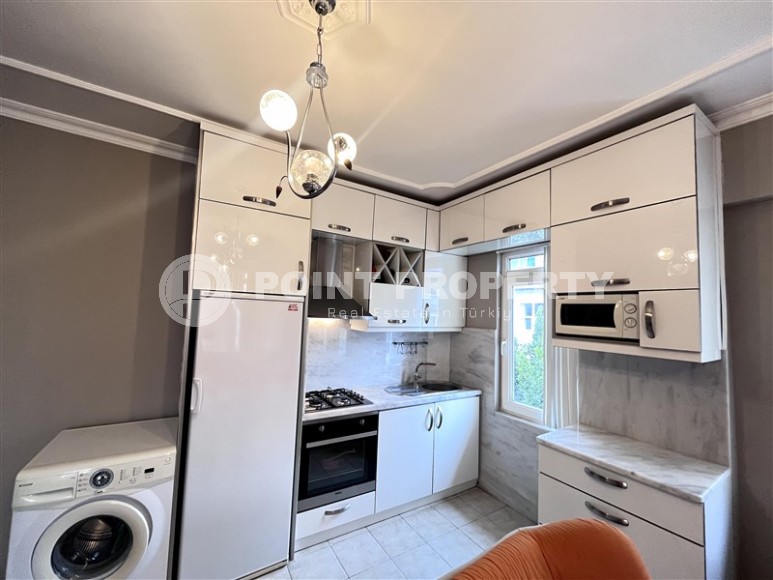 Уютная квартира с приятным светлым интерьером и современным дизайном, в 150 метрах от пляжа и набережной-id-7109-фото-4