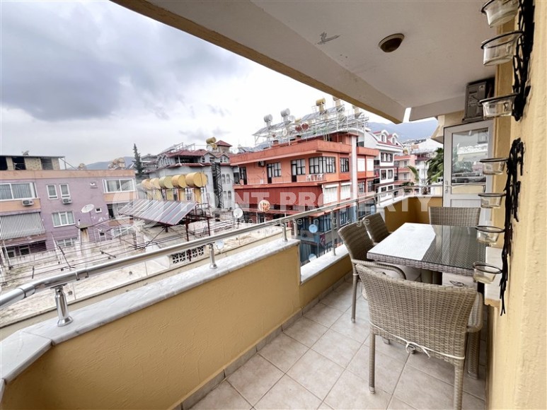 Уютная квартира с приятным светлым интерьером и современным дизайном, в 150 метрах от пляжа и набережной-id-7109-фото-9