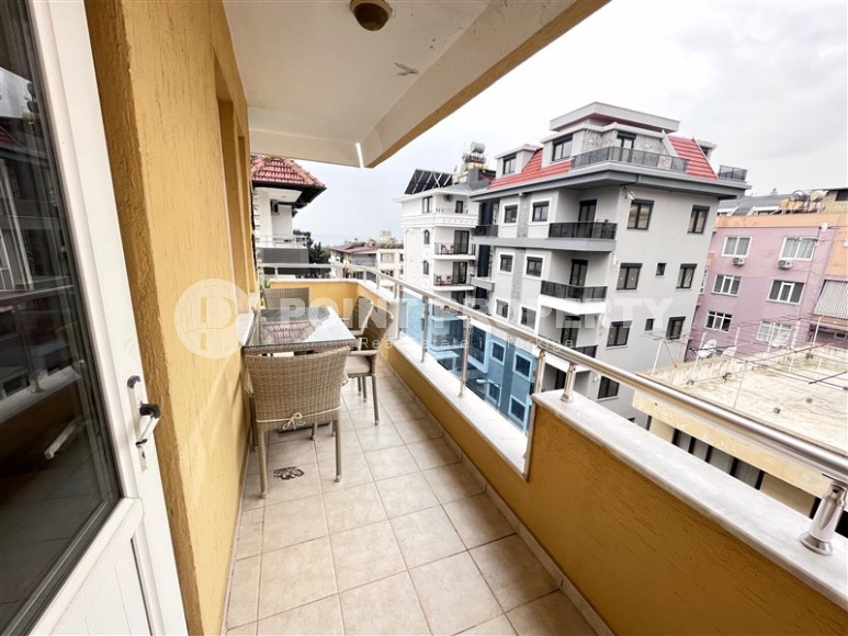 Уютная квартира с приятным светлым интерьером и современным дизайном, в 150 метрах от пляжа и набережной-id-7109-фото-10