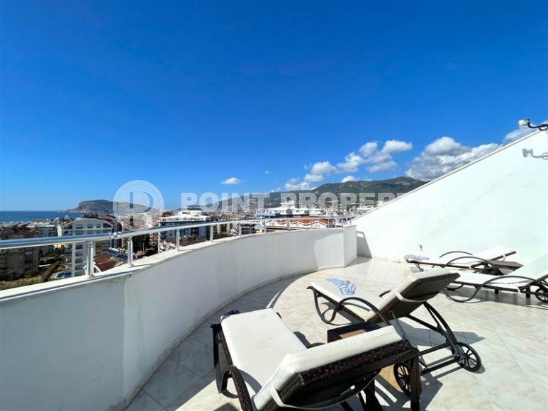 Двухуровневая квартира с панорамным видом на море и горы, на 9-м этаже с мансардой, в центре района Тосмур-id-7110-фото-14