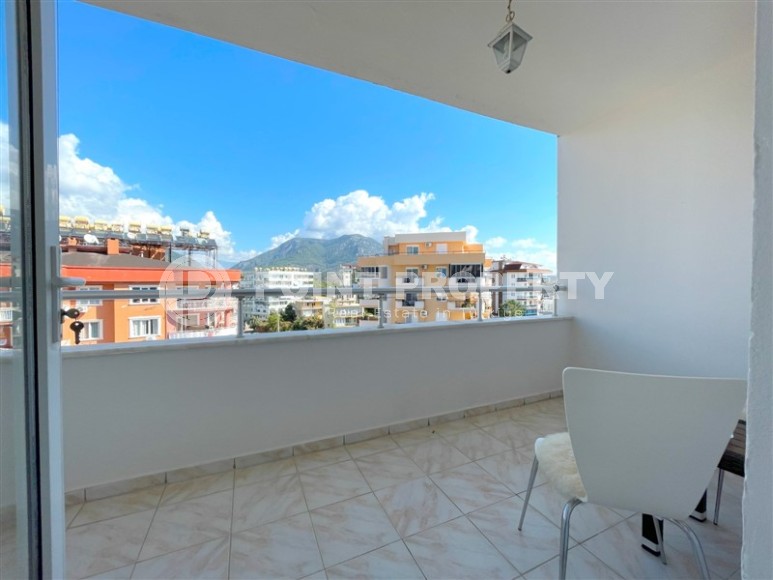 Двухуровневая квартира с панорамным видом на море и горы, на 9-м этаже с мансардой, в центре района Тосмур-id-7110-фото-19