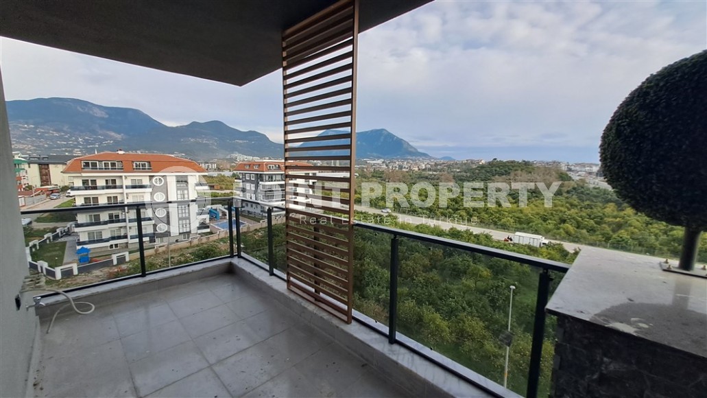 Spacious two-level apartment with panoramic views of the sea and mountains, in a quiet area of Alanya - Upper Oba-id-7114-photo-9