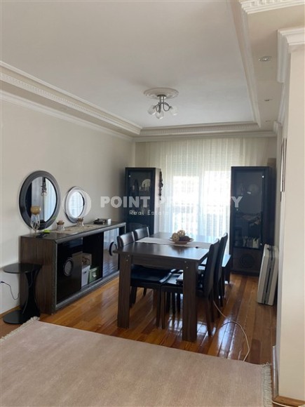 Large two-level apartment 2+1, with a total area of 200 m2, on the 5th floor with an attic, in the center of Oba district-id-7120-photo-2