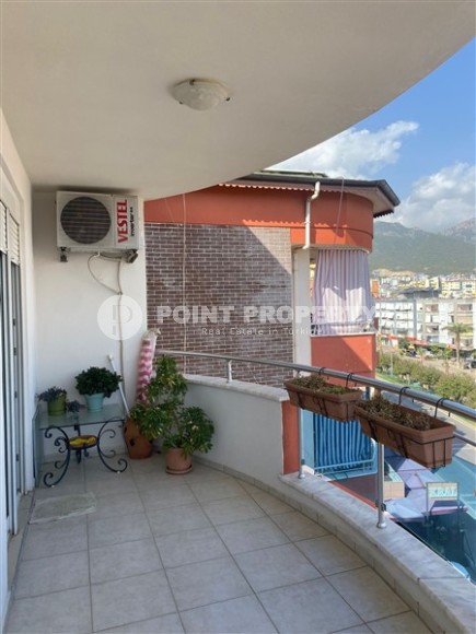 Large two-level apartment 2+1, with a total area of 200 m2, on the 5th floor with an attic, in the center of Oba district-id-7120-photo-11