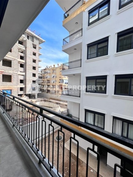 Новая квартира с качественной чистовой отделкой в 800 метрах от моря, в центре Аланьи-id-7124-фото-10