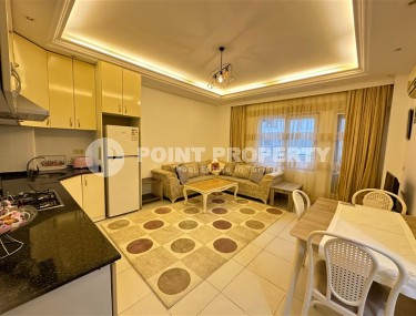 Уютная благоустроенная квартира с мебелью и бытовой техникой, в центре популярного района Аланьи - Нижняя Оба-id-7127-фото-2