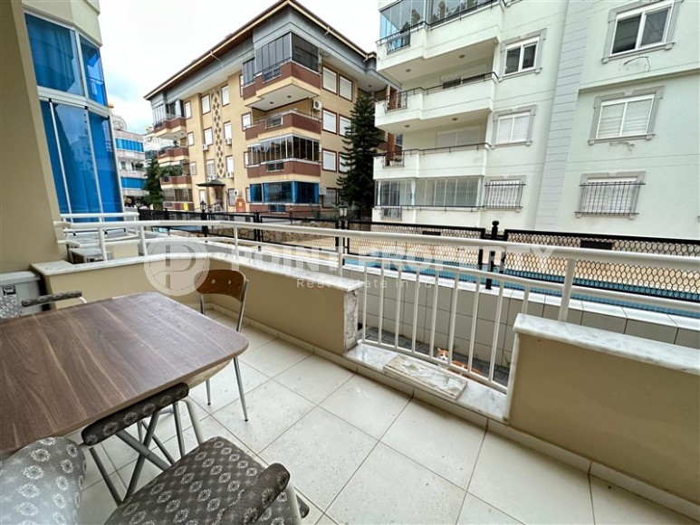 Уютная благоустроенная квартира с мебелью и бытовой техникой, в центре популярного района Аланьи - Нижняя Оба-id-7127-фото-7