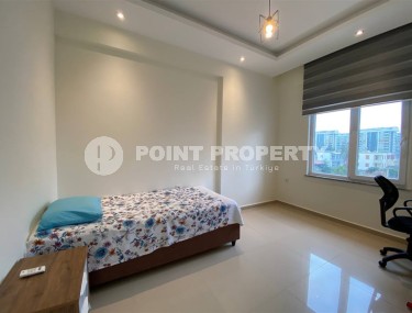 Ready-to-move-in apartment with furniture and household appliances in a new residential complex, commissioned in 2022-id-7130-photo-4