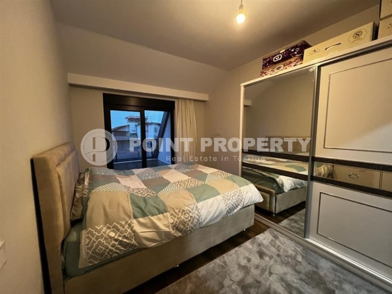 Spacious duplex apartment on the 5th floor with an attic, in a prestigious area of Alanya - Upper Oba-id-7134-photo-6