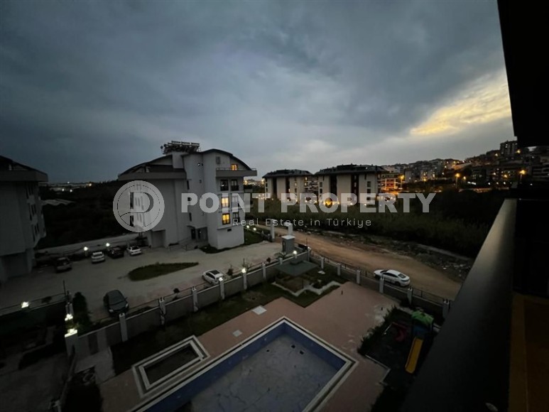 Spacious duplex apartment on the 5th floor with an attic, in a prestigious area of Alanya - Upper Oba-id-7134-photo-13