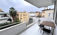 Bright, spacious 1+1 apartment, with a total area of 80 m2, on the 2nd floor in a building built in 2002, in the center of Alanya-id-7135-photo-10