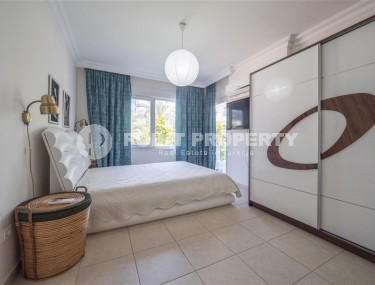 Светлая, атмосферная квартира с современным дизайном, в 900 метрах от пляжа и набережной-id-7137-фото-4