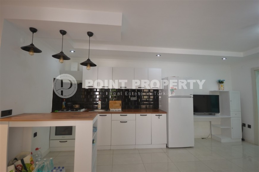 Cozy apartment with furniture and household appliances 300 meters from the sea, in the center of a quiet area of Alanya - Tosmur-id-7138-photo-5