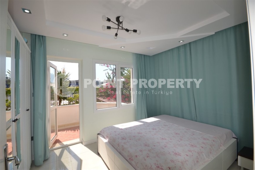 Cozy apartment with furniture and household appliances 300 meters from the sea, in the center of a quiet area of Alanya - Tosmur-id-7138-photo-6